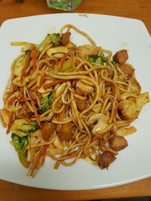 chow mee(mock chicken)  at Aunty Mena's in Wellington