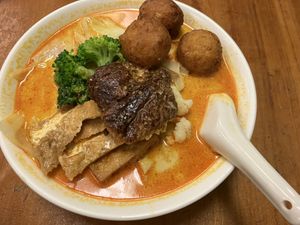 Laksi   at Aunty Mena's in Wellington