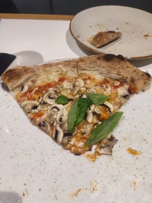 Margherita with vegan cheese and mushrooms at Mamma - Free People Space in Kolobrzeg