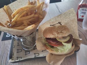 Ketchup is free at Holy Cow in Bergen