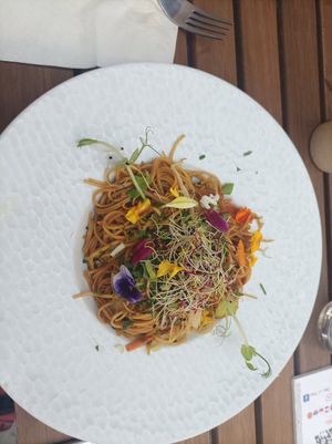 Nouilles aux legumes at Zilwa in Le Mans