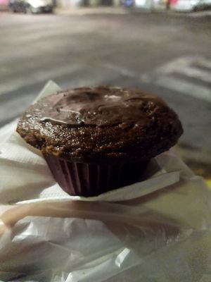 Muffin de platano y chocolate at The Veggie House in Mexico City