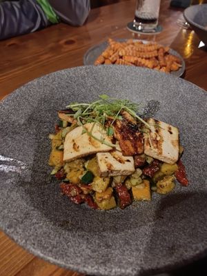 Tofu and vegatables at Furkotka in Vysoke Tatry