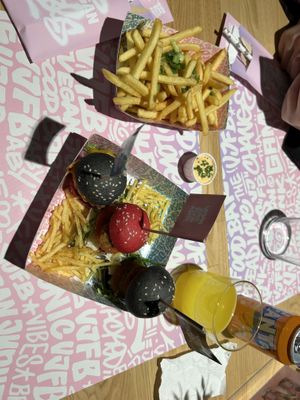 Burger Menu with Burger, fries, sauce, drink  at Vegan Junk Food Bar -  L'Eixample in Barcelona