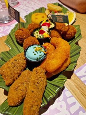 Sumo platter at Vegan Junk Food Bar -  L'Eixample in Barcelona