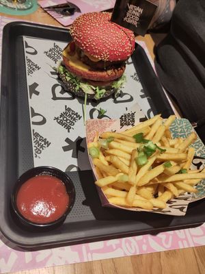 Burger and fries at Vegan Junk Food Bar -  L'Eixample in Barcelona