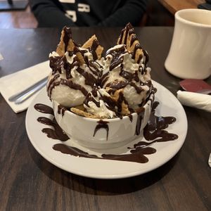 s’mores brownie sundae   at The Chicago Diner - Logan Square in Chicago