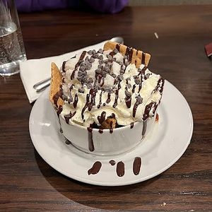 sundae at The Chicago Diner - Logan Square in Chicago