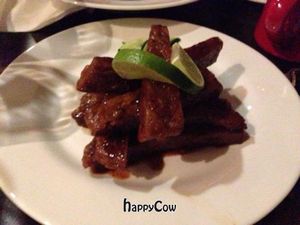 sweet chili Thai wings at The Chicago Diner - Logan Square in Chicago