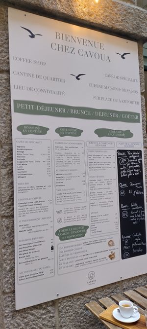 Menu as of April 2025 at Cavoua Coffee Spot in Saint-malo