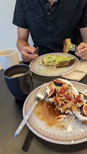  at Dale Café  in Madrid