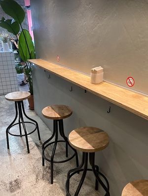  at Dale Café  in Madrid