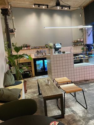  at Dale Café  in Madrid