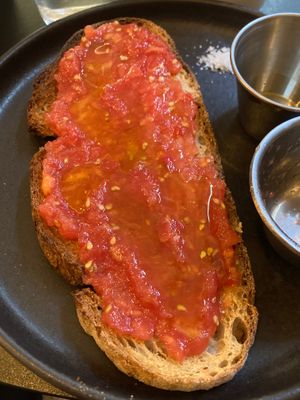  at Dale Café  in Madrid