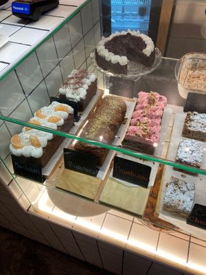  at Dale Café  in Madrid