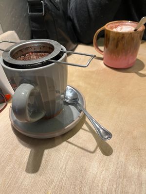 at Dale Café  in Madrid