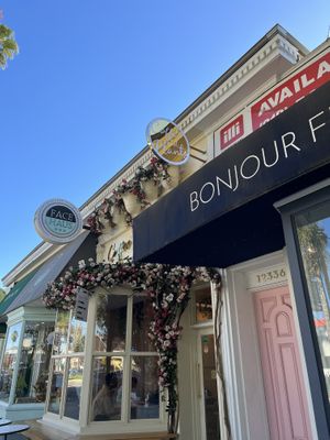 Exterior   at Coffee and Plants  in Los Angeles