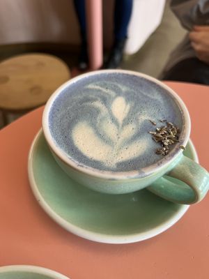 Blue Lavender Latte #Veganuary at Coffee and Plants  in Los Angeles