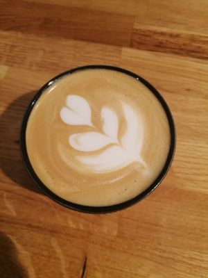 Flat White mit Hafermilch at GoldAmmer Café in Herrenberg