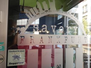 The Cow loves Savory 🐮❤️🍔 at Savory in Frankfurt