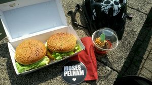 roedelheim burger projekt at Savory in Frankfurt