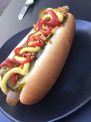 Hot Dog at Savory in Frankfurt