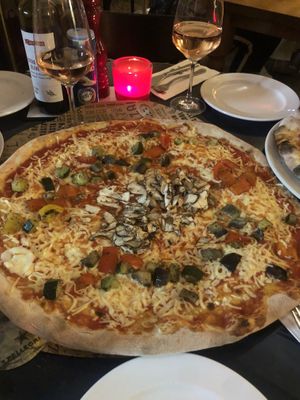 VEGAN VEGETABLE PIZZA  at L'Osteria in Prague