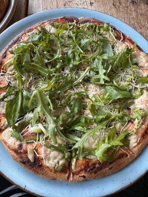 Pizza mit Rucola  at NOAH in Mainz