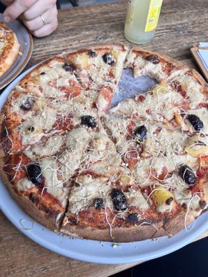 Wochenpizza   at NOAH in Mainz