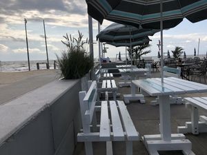 Terrace  at Strandpavillon De Zeespiegel in Noordwijk