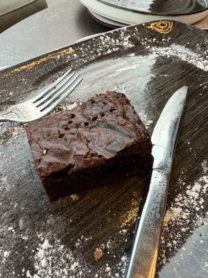 That was just a part of the brownie. It’s bigger😉 at Die Maisterei in Wetzlar