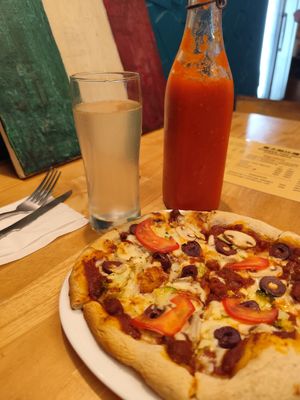 Signature 7" mexican pizza at  夏太熱 Summer Too Hot Pizzatopia in Hualien