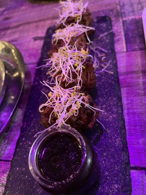 Onion baji   at Indian Room in West End