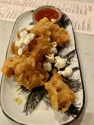 Cauliflower popcorn bites  at Miss Maddy in Delft