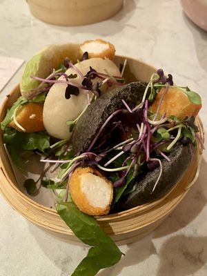 Bao bun with shrimp  at Miss Maddy in Delft