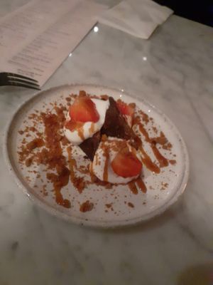 Brownie at Miss Maddy in Delft