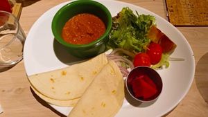 Taco curry (?)  at Emblem Flow Hakone in Hakone