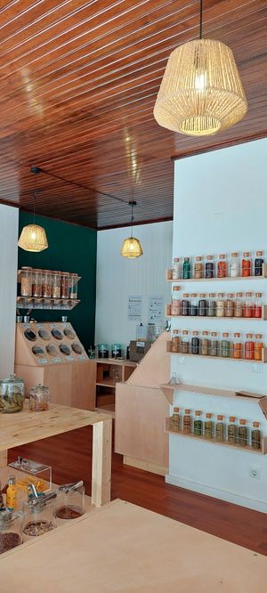  at Despensa R in Alges