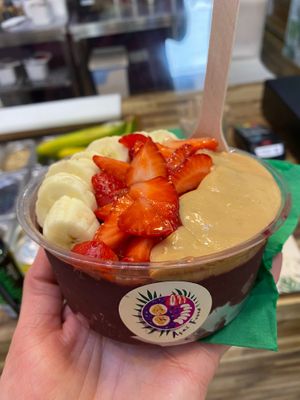 Exótico, medium at Acai Fever in Budapest