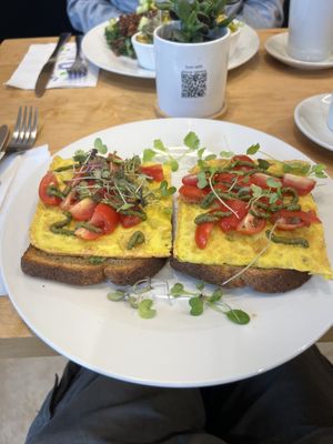   at Red's Leaf Café in Metuchen