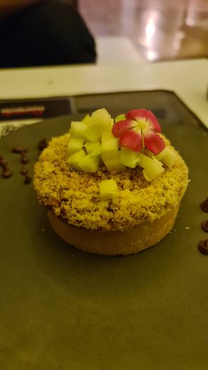 Apple cake at Lounge del Brujo Centro Histórico in Arequipa