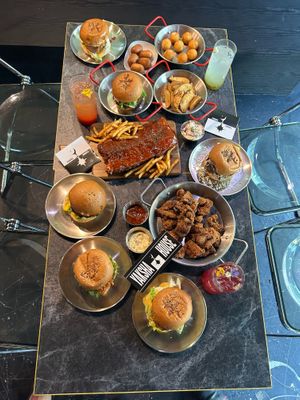 All menu Set at Yaksha Hongdae - 야차집 in Seoul