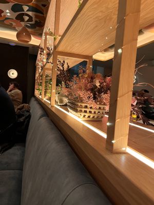 Dried flowers everywhere   at Mallow - Canary Wharf in East London