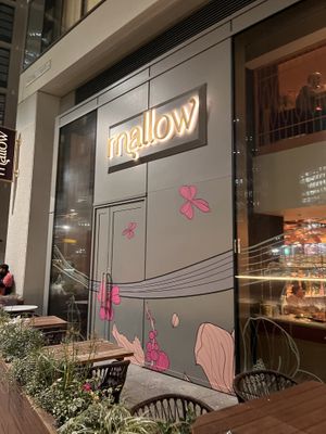 Outside   at Mallow - Canary Wharf in East London