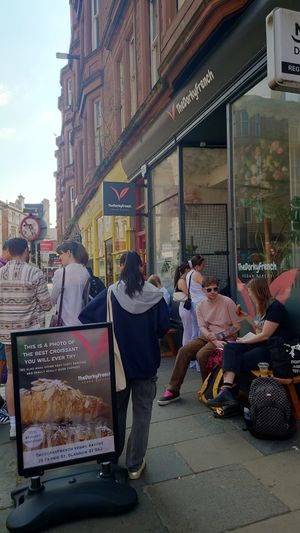 Overcrowded at TheDorkyFrench Vegan Bakery in Glasgow