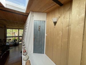 entrée  Chambre 1 at Chez Ventura in Barjols