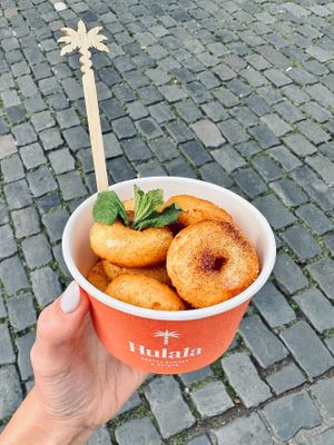 Mini Donuts mit Karamel Sauce & Zimt at Hulala in Dusseldorf