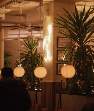 cozy evening atmosphere at hulala in Düsseldorf. The right place to enjoy vegan burger, superfries and homemade drinks. at Hulala in Dusseldorf