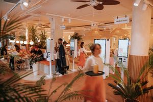 Hulala in action🌴🛼 at Hulala in Dusseldorf