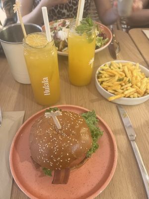 Avocado and bacon burger with fries & Peach iced tea (medium).   at Hulala in Dusseldorf